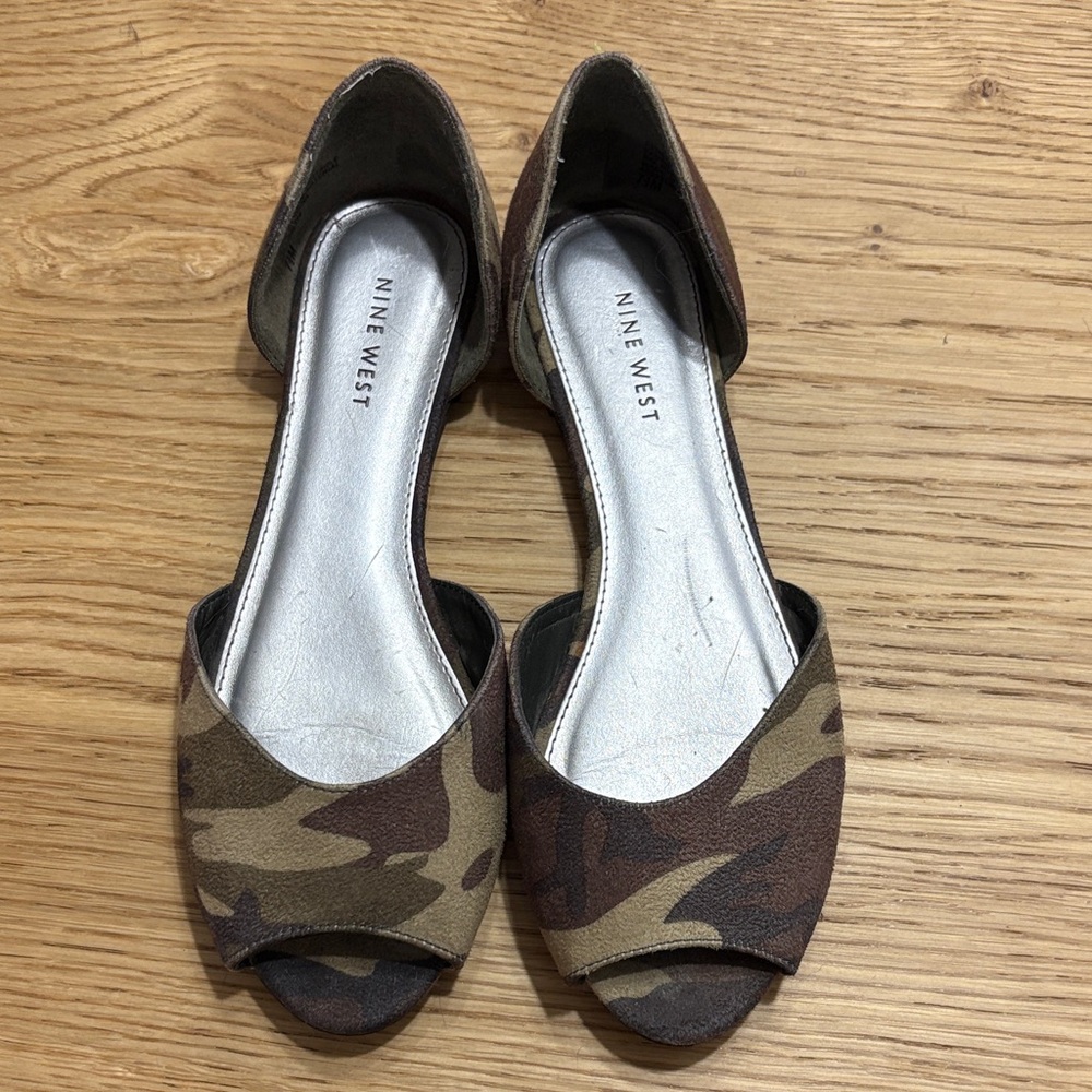 Nine West Camouflage Flats